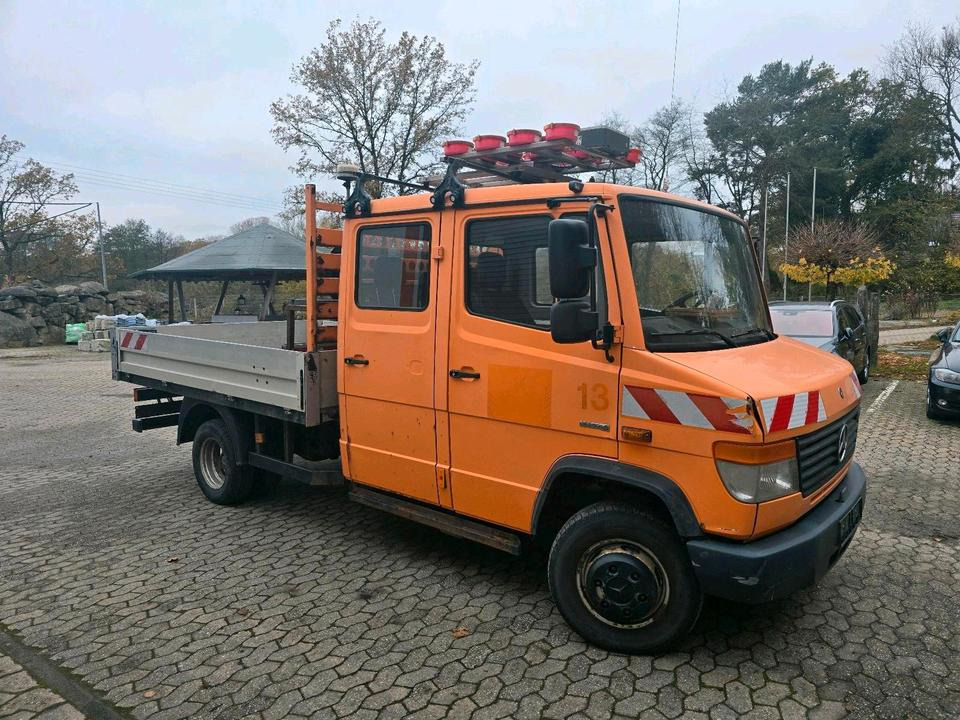 Mercedes-Benz Vario 613D Bluetec 5 Pritsche Doka LKW - Lava-kuorma-auto: kuva Mercedes-Benz Vario 613D Bluetec 5 Pritsche Doka LKW - Lava-kuorma-auto Mercedes-Benz Vario 613D Bluetec 5 Pritsche Doka LKW - Lava-kuorma-auto: kuva Mercedes-Benz Vario 613D Bluetec 5 Pritsche Doka LKW - Lava-kuorma-auto