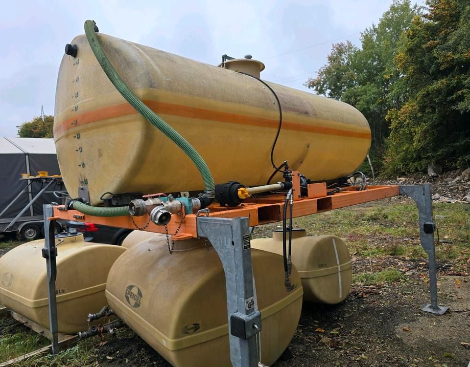 Mulag 5000FL 5m3 Wassertank Speidel Wasserfass für Unimog UGE UGN 405 U300 400 500 427 430 LKW Boschung wassertank Laugentank Bewässerung 5000liter LKW - Säiliökontti: kuva Mulag 5000FL 5m3 Wassertank Speidel Wasserfass für Unimog UGE UGN 405 U300 400 500 427 430 LKW Boschung wassertank Laugentank Bewässerung 5000liter LKW - Säiliökontti Mulag 5000FL 5m3 Wassertank Speidel Wasserfass für Unimog UGE UGN 405 U300 400 500 427 430 LKW Boschung wassertank Laugentank Bewässerung 5000liter LKW - Säiliökontti: kuva Mulag 5000FL 5m3 Wassertank Speidel Wasserfass für Unimog UGE UGN 405 U300 400 500 427 430 LKW Boschung wassertank Laugentank Bewässerung 5000liter LKW - Säiliökontti