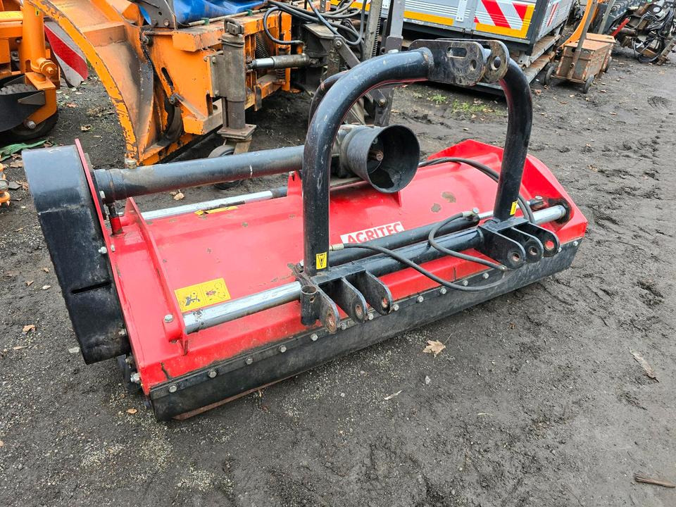 Mulchgerät 160cm Mulchmäher Frontmulchgerät Mulcher Querverschiebung Traktor Kleintraktor Iseki Kubota Seppi - Kesantomurskain/ Vesakkomurskain: kuva Mulchgerät 160cm Mulchmäher Frontmulchgerät Mulcher Querverschiebung Traktor Kleintraktor Iseki Kubota Seppi - Kesantomurskain/ Vesakkomurskain Mulchgerät 160cm Mulchmäher Frontmulchgerät Mulcher Querverschiebung Traktor Kleintraktor Iseki Kubota Seppi - Kesantomurskain/ Vesakkomurskain: kuva Mulchgerät 160cm Mulchmäher Frontmulchgerät Mulcher Querverschiebung Traktor Kleintraktor Iseki Kubota Seppi - Kesantomurskain/ Vesakkomurskain