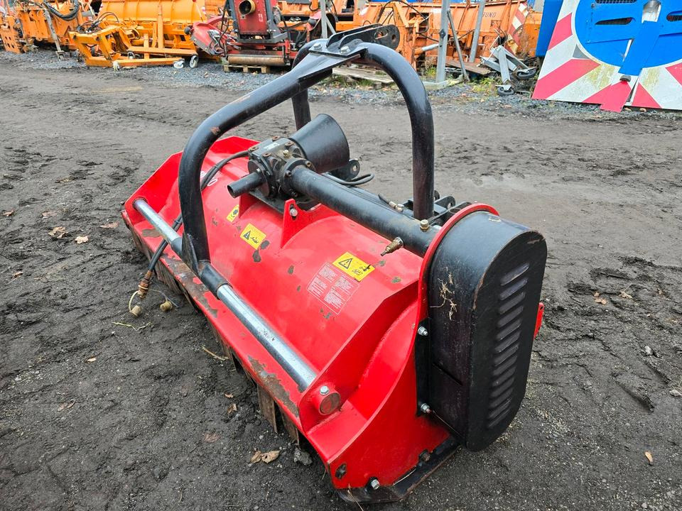 Mulchgerät 160cm Mulchmäher Frontmulchgerät Mulcher Querverschiebung Traktor Kleintraktor Iseki Kubota Seppi - Kesantomurskain/ Vesakkomurskain: kuva Mulchgerät 160cm Mulchmäher Frontmulchgerät Mulcher Querverschiebung Traktor Kleintraktor Iseki Kubota Seppi - Kesantomurskain/ Vesakkomurskain Mulchgerät 160cm Mulchmäher Frontmulchgerät Mulcher Querverschiebung Traktor Kleintraktor Iseki Kubota Seppi - Kesantomurskain/ Vesakkomurskain: kuva Mulchgerät 160cm Mulchmäher Frontmulchgerät Mulcher Querverschiebung Traktor Kleintraktor Iseki Kubota Seppi - Kesantomurskain/ Vesakkomurskain