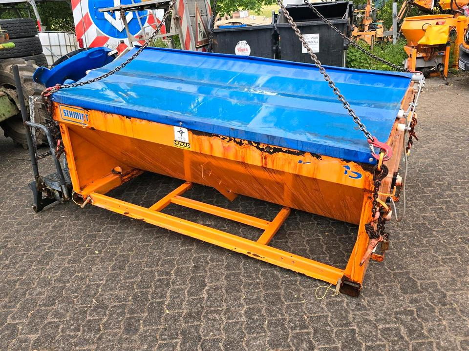 Salzstreuer Stratos F25K-19 für Unimog UGN UGE 424 427 405 U300 U 300 400 500 MERCEDES-BENZ 218 219 318 323 423 427 327 430 429 430 435 Salzsilo Streuautomat Winterdienst - Hiekoitin: kuva Salzstreuer Stratos F25K-19 für Unimog UGN UGE 424 427 405 U300 U 300 400 500 MERCEDES-BENZ 218 219 318 323 423 427 327 430 429 430 435 Salzsilo Streuautomat Winterdienst - Hiekoitin Salzstreuer Stratos F25K-19 für Unimog UGN UGE 424 427 405 U300 U 300 400 500 MERCEDES-BENZ 218 219 318 323 423 427 327 430 429 430 435 Salzsilo Streuautomat Winterdienst - Hiekoitin: kuva Salzstreuer Stratos F25K-19 für Unimog UGN UGE 424 427 405 U300 U 300 400 500 MERCEDES-BENZ 218 219 318 323 423 427 327 430 429 430 435 Salzsilo Streuautomat Winterdienst - Hiekoitin