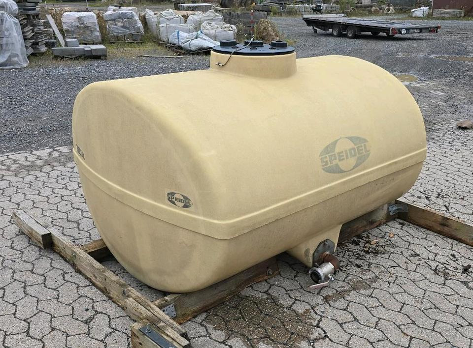 Schmidt Mulag 2m3 Wassertank Wasserfass Speidel für Unimog UGE UGN 405 U300 400 500 427 430 LKW Boschung wassertank Laugentank Bewässerung 5000liter - Säiliökontti: kuva Schmidt Mulag 2m3 Wassertank Wasserfass Speidel für Unimog UGE UGN 405 U300 400 500 427 430 LKW Boschung wassertank Laugentank Bewässerung 5000liter - Säiliökontti Schmidt Mulag 2m3 Wassertank Wasserfass Speidel für Unimog UGE UGN 405 U300 400 500 427 430 LKW Boschung wassertank Laugentank Bewässerung 5000liter - Säiliökontti: kuva Schmidt Mulag 2m3 Wassertank Wasserfass Speidel für Unimog UGE UGN 405 U300 400 500 427 430 LKW Boschung wassertank Laugentank Bewässerung 5000liter - Säiliökontti