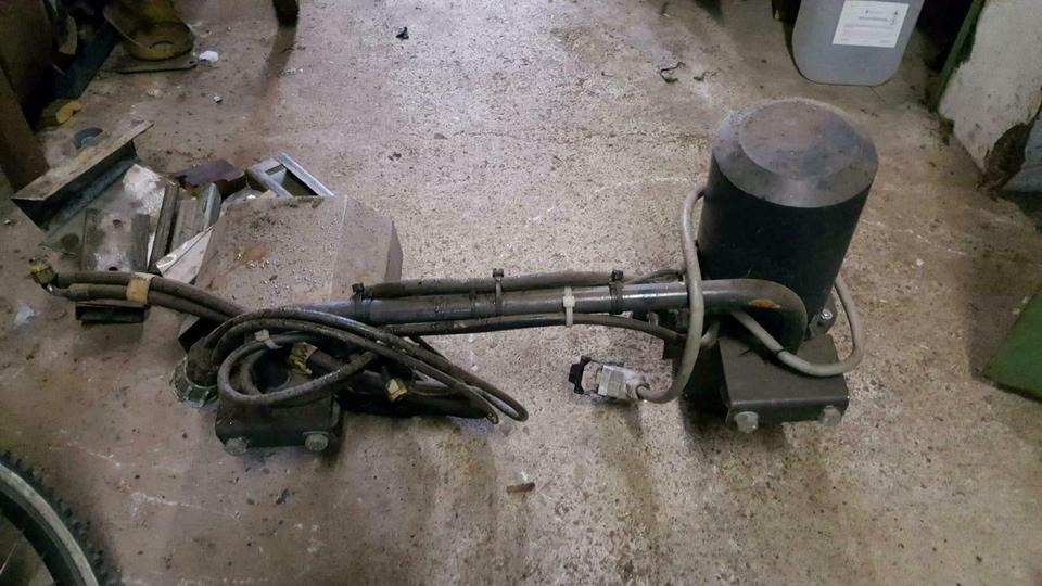 Schmidt Schneepflug Hydraulikanlage Hydraulik Kommunal Winter - Hydrauliikka - Kunnallis-/ Erikoisajoneuvot: kuva Schmidt Schneepflug Hydraulikanlage Hydraulik Kommunal Winter - Hydrauliikka - Kunnallis-/ Erikoisajoneuvot Schmidt Schneepflug Hydraulikanlage Hydraulik Kommunal Winter - Hydrauliikka - Kunnallis-/ Erikoisajoneuvot: kuva Schmidt Schneepflug Hydraulikanlage Hydraulik Kommunal Winter - Hydrauliikka - Kunnallis-/ Erikoisajoneuvot