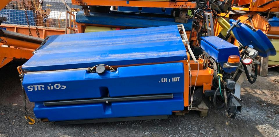 Schmidt Stratos F17L-19 Salzstreuer Streuautomat FS 30 Winterdienst Streusilo für Unimog 405 UGE UGN U 290 300 20 - Hiekoitin: kuva Schmidt Stratos F17L-19 Salzstreuer Streuautomat FS 30 Winterdienst Streusilo für Unimog 405 UGE UGN U 290 300 20 - Hiekoitin Schmidt Stratos F17L-19 Salzstreuer Streuautomat FS 30 Winterdienst Streusilo für Unimog 405 UGE UGN U 290 300 20 - Hiekoitin: kuva Schmidt Stratos F17L-19 Salzstreuer Streuautomat FS 30 Winterdienst Streusilo für Unimog 405 UGE UGN U 290 300 20 - Hiekoitin