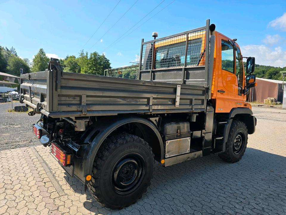 Unimog 405/10 U300 Bluetec 5 Mercedes-Benz U 300 290 400 500 UGE UGN Jotha Absetzkipper Absetzer - Lumikone: kuva Unimog 405/10 U300 Bluetec 5 Mercedes-Benz U 300 290 400 500 UGE UGN Jotha Absetzkipper Absetzer - Lumikone Unimog 405/10 U300 Bluetec 5 Mercedes-Benz U 300 290 400 500 UGE UGN Jotha Absetzkipper Absetzer - Lumikone: kuva Unimog 405/10 U300 Bluetec 5 Mercedes-Benz U 300 290 400 500 UGE UGN Jotha Absetzkipper Absetzer - Lumikone