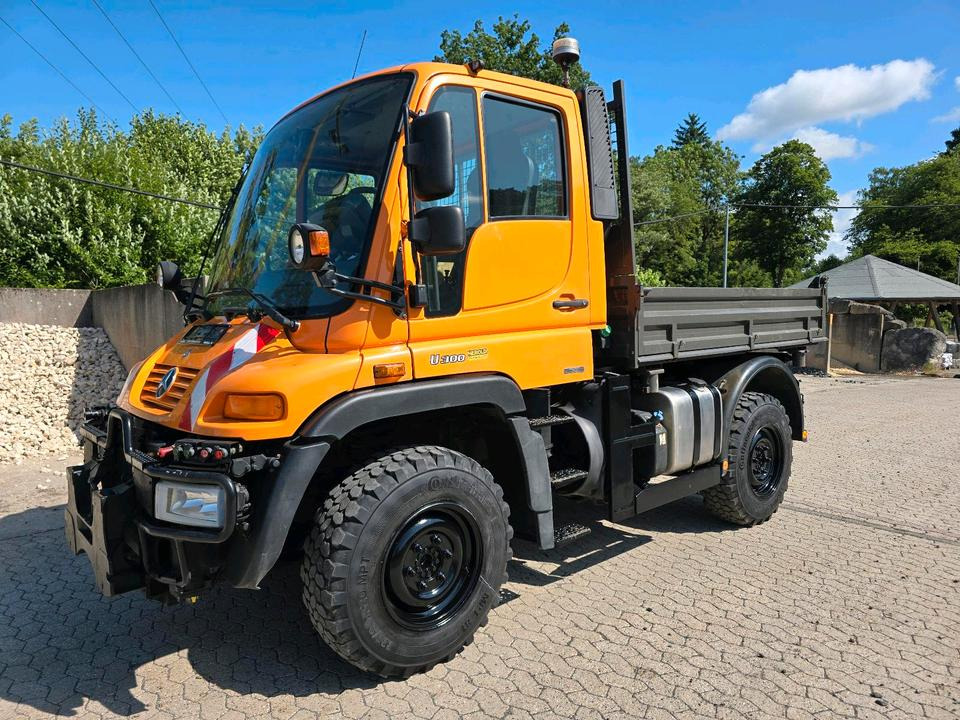 Unimog 405/10 U300 Bluetec 5 Mercedes-Benz U 300 290 400 500 UGE UGN Jotha Absetzkipper Absetzer - Lumikone: kuva Unimog 405/10 U300 Bluetec 5 Mercedes-Benz U 300 290 400 500 UGE UGN Jotha Absetzkipper Absetzer - Lumikone Unimog 405/10 U300 Bluetec 5 Mercedes-Benz U 300 290 400 500 UGE UGN Jotha Absetzkipper Absetzer - Lumikone: kuva Unimog 405/10 U300 Bluetec 5 Mercedes-Benz U 300 290 400 500 UGE UGN Jotha Absetzkipper Absetzer - Lumikone