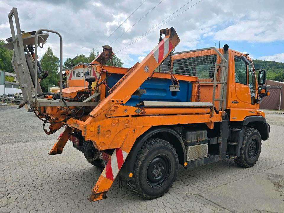 Unimog 405/10 U300 Bluetec 5 Mercedes-Benz U 300 UGE UGN mit Jotha Absetzkipper combi con 4518 Absetzer - Lumikone: kuva Unimog 405/10 U300 Bluetec 5 Mercedes-Benz U 300 UGE UGN mit Jotha Absetzkipper combi con 4518 Absetzer - Lumikone Unimog 405/10 U300 Bluetec 5 Mercedes-Benz U 300 UGE UGN mit Jotha Absetzkipper combi con 4518 Absetzer - Lumikone: kuva Unimog 405/10 U300 Bluetec 5 Mercedes-Benz U 300 UGE UGN mit Jotha Absetzkipper combi con 4518 Absetzer - Lumikone