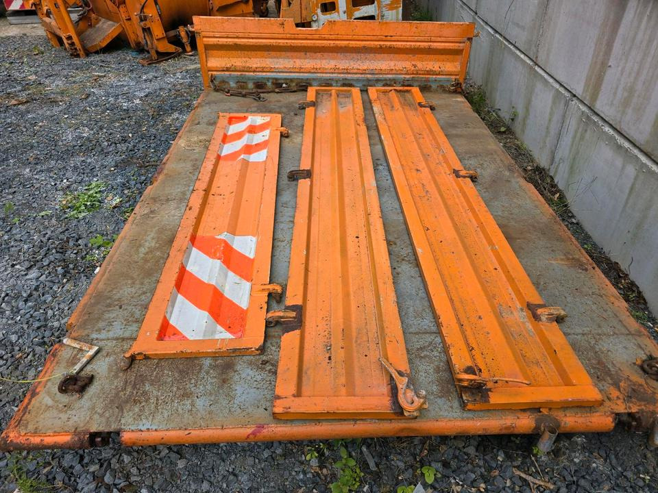 Unimog Pritsche Kipperpritsche 424 435 427 U 1650 2150 1450 1550 1400 1600 1200 - Päällirakenteet-kippiauto: kuva Unimog Pritsche Kipperpritsche 424 435 427 U 1650 2150 1450 1550 1400 1600 1200 - Päällirakenteet-kippiauto Unimog Pritsche Kipperpritsche 424 435 427 U 1650 2150 1450 1550 1400 1600 1200 - Päällirakenteet-kippiauto: kuva Unimog Pritsche Kipperpritsche 424 435 427 U 1650 2150 1450 1550 1400 1600 1200 - Päällirakenteet-kippiauto