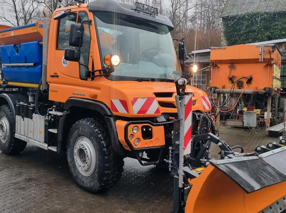 Zu vermieten Unimog 405 U427 Winterdienst Schmidt Salzstreuer 423 429 430 Mercedes Benz 318 527 Vermietung - Lumikone: kuva Zu vermieten Unimog 405 U427 Winterdienst Schmidt Salzstreuer 423 429 430 Mercedes Benz 318 527 Vermietung - Lumikone Zu vermieten Unimog 405 U427 Winterdienst Schmidt Salzstreuer 423 429 430 Mercedes Benz 318 527 Vermietung - Lumikone: kuva Zu vermieten Unimog 405 U427 Winterdienst Schmidt Salzstreuer 423 429 430 Mercedes Benz 318 527 Vermietung - Lumikone