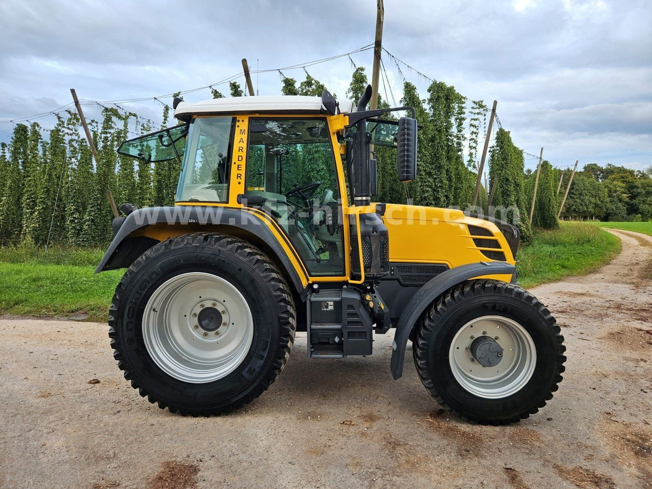 Fendt 313 V SCR, VARIO* nur 1.200Std* TMS, - Traktori: kuva Fendt 313 V SCR, VARIO* nur 1.200Std* TMS, - Traktori Fendt 313 V SCR, VARIO* nur 1.200Std* TMS, - Traktori: kuva Fendt 313 V SCR, VARIO* nur 1.200Std* TMS, - Traktori