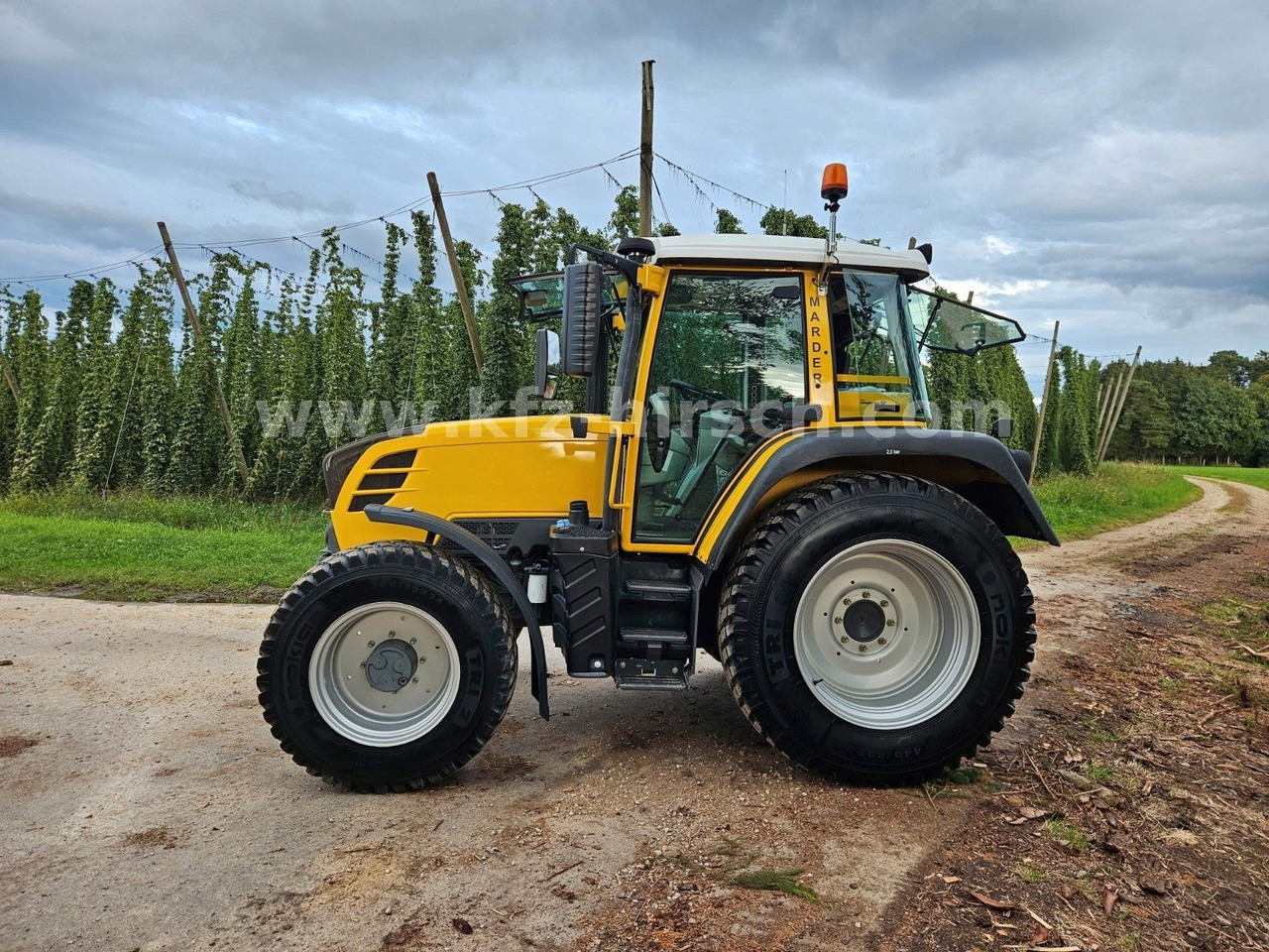 Fendt 313 V SCR, VARIO* nur 1.200Std* TMS, - Traktori: kuva Fendt 313 V SCR, VARIO* nur 1.200Std* TMS, - Traktori Fendt 313 V SCR, VARIO* nur 1.200Std* TMS, - Traktori: kuva Fendt 313 V SCR, VARIO* nur 1.200Std* TMS, - Traktori