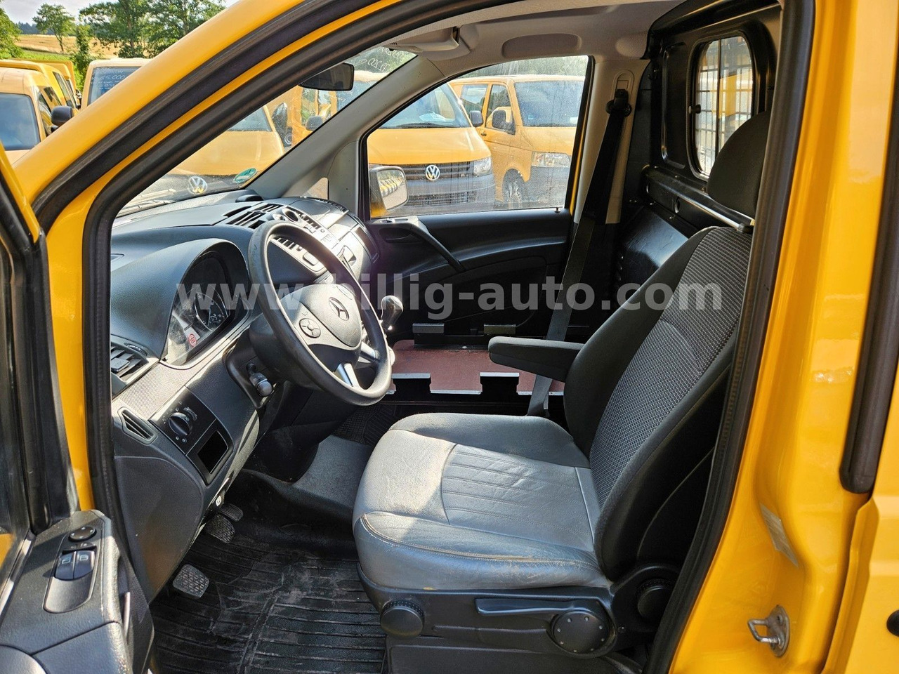 Leasing  Mercedes-Benz Vito 110 CDI Lang Maxi EU5 2xSchiebetüre 1.Hand Mercedes-Benz Vito 110 CDI Lang Maxi EU5 2xSchiebetüre 1.Hand: kuva Leasing  Mercedes-Benz Vito 110 CDI Lang Maxi EU5 2xSchiebetüre 1.Hand Mercedes-Benz Vito 110 CDI Lang Maxi EU5 2xSchiebetüre 1.Hand