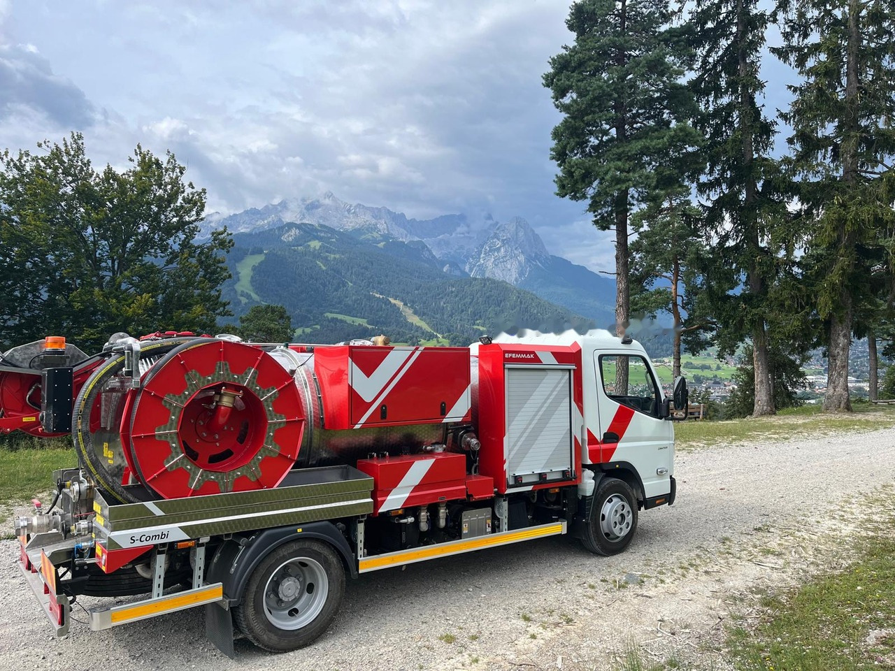 EFEMMAK S-Combi Combined Sewer Jetting And Vacuum Vehicle - Puhtaanpitoauto: kuva EFEMMAK S-Combi Combined Sewer Jetting And Vacuum Vehicle - Puhtaanpitoauto EFEMMAK S-Combi Combined Sewer Jetting And Vacuum Vehicle - Puhtaanpitoauto: kuva EFEMMAK S-Combi Combined Sewer Jetting And Vacuum Vehicle - Puhtaanpitoauto