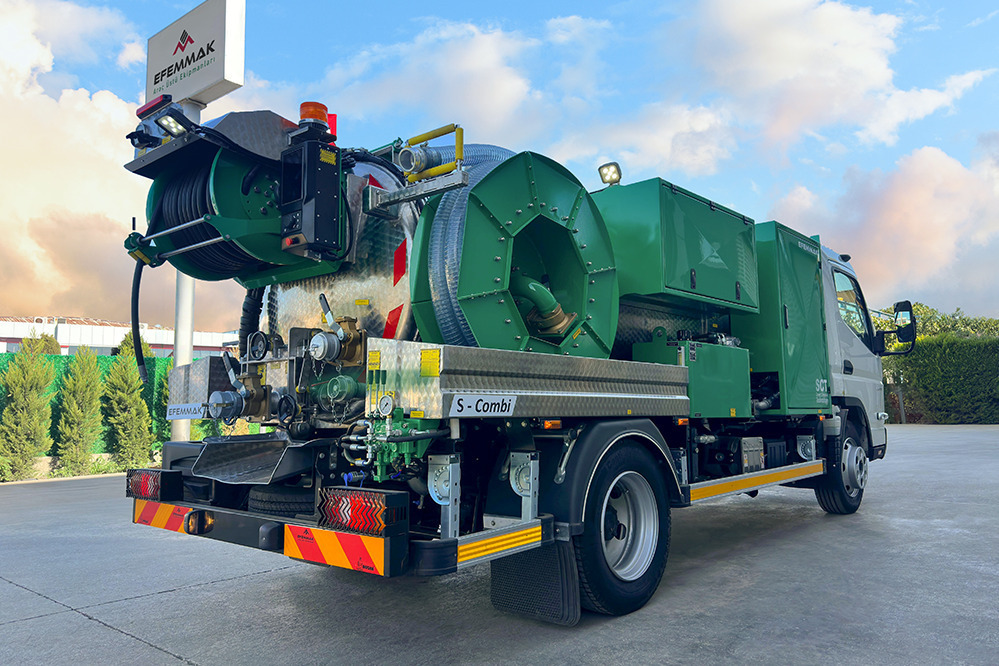 EFEMMAK S-Combi Combined Sewer Jetting And Vacuum Vehicle - Puhtaanpitoauto: kuva EFEMMAK S-Combi Combined Sewer Jetting And Vacuum Vehicle - Puhtaanpitoauto EFEMMAK S-Combi Combined Sewer Jetting And Vacuum Vehicle - Puhtaanpitoauto: kuva EFEMMAK S-Combi Combined Sewer Jetting And Vacuum Vehicle - Puhtaanpitoauto