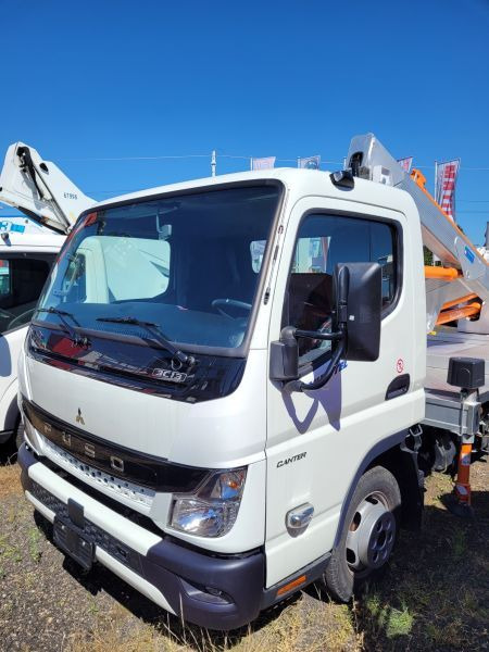 Mitsubishi Canter Fuso 3C13 podnośnik koszowy 20 m Multitel MXE200 - Itsekulkevat henkilönostimet: kuva Mitsubishi Canter Fuso 3C13 podnośnik koszowy 20 m Multitel MXE200 - Itsekulkevat henkilönostimet Mitsubishi Canter Fuso 3C13 podnośnik koszowy 20 m Multitel MXE200 - Itsekulkevat henkilönostimet: kuva Mitsubishi Canter Fuso 3C13 podnośnik koszowy 20 m Multitel MXE200 - Itsekulkevat henkilönostimet