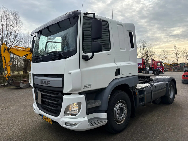 DAF CF 440 / BULK COMPRESSOR / ADR TANK TRANSPORT / - Vetopöytäauto: kuva DAF CF 440 / BULK COMPRESSOR / ADR TANK TRANSPORT / - Vetopöytäauto DAF CF 440 / BULK COMPRESSOR / ADR TANK TRANSPORT / - Vetopöytäauto: kuva DAF CF 440 / BULK COMPRESSOR / ADR TANK TRANSPORT / - Vetopöytäauto