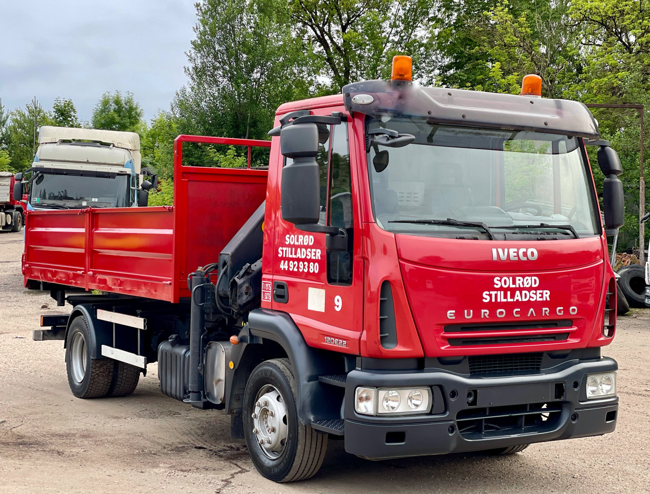 Nosturiauto IVECO EUROCARGO: kuva Nosturiauto IVECO EUROCARGO