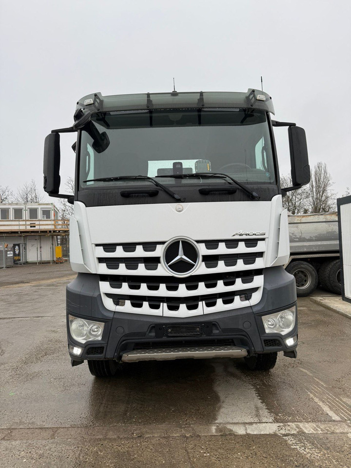 MERCEDES-BENZ Arocs 3245 - Koukkulava kuorma-auto: kuva MERCEDES-BENZ Arocs 3245 - Koukkulava kuorma-auto MERCEDES-BENZ Arocs 3245 - Koukkulava kuorma-auto: kuva MERCEDES-BENZ Arocs 3245 - Koukkulava kuorma-auto