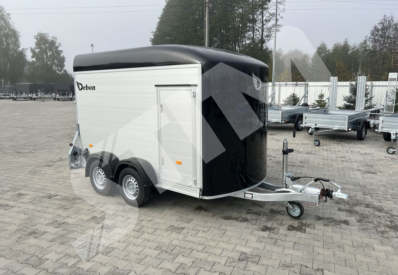 Cheval Liberté C 500 - Umpikori perävaunu: kuva Cheval Liberté C 500 - Umpikori perävaunu Cheval Liberté C 500 - Umpikori perävaunu: kuva Cheval Liberté C 500 - Umpikori perävaunu