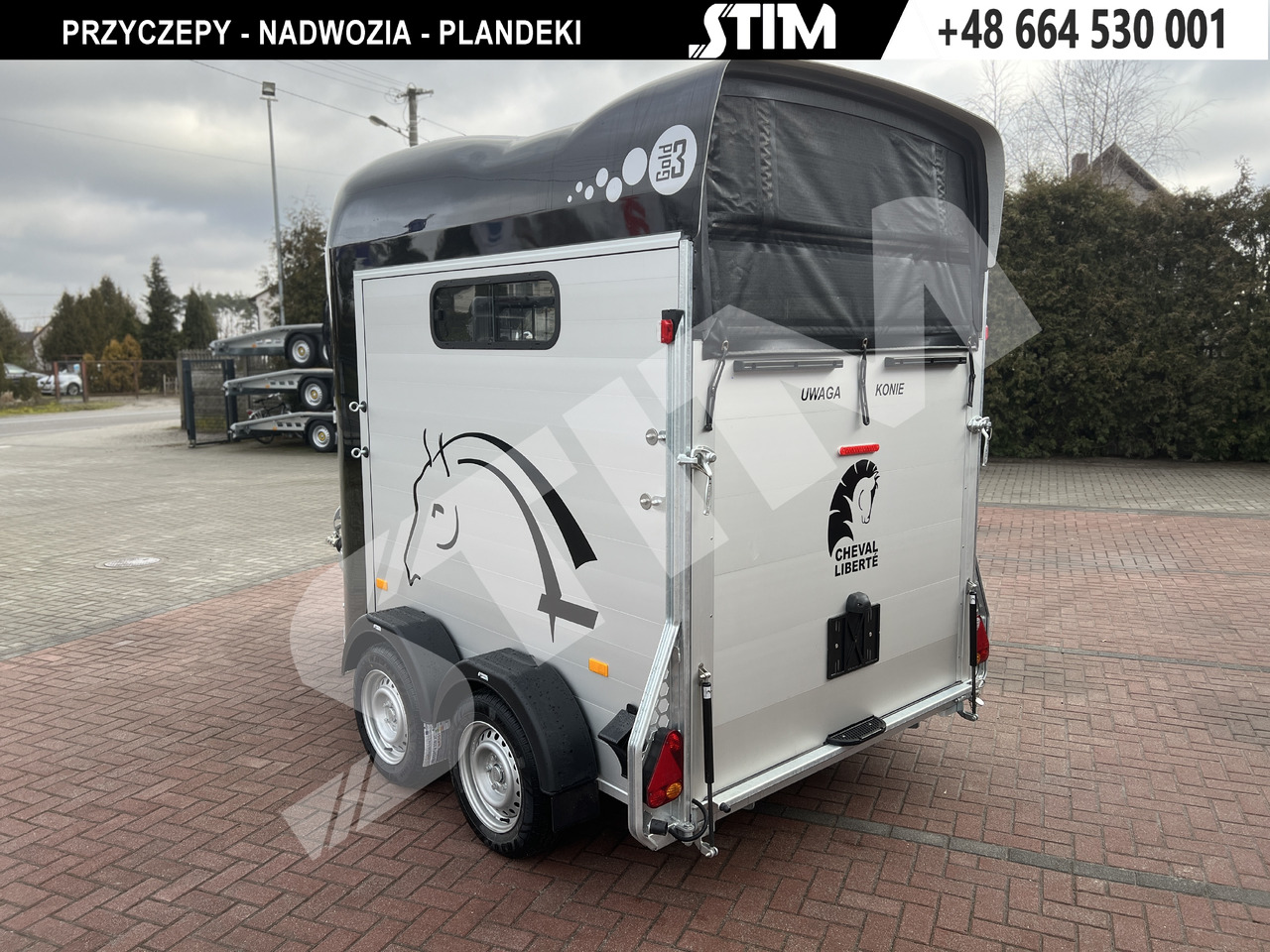 Cheval Liberté GOLD III + siodlarnia - Hevostraileri: kuva Cheval Liberté GOLD III + siodlarnia - Hevostraileri Cheval Liberté GOLD III + siodlarnia - Hevostraileri: kuva Cheval Liberté GOLD III + siodlarnia - Hevostraileri