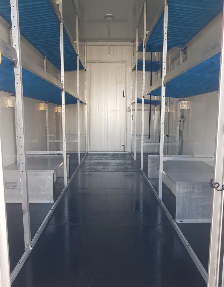 Jakeluauto Iveco DAILY KONTENER NISKOPODŁOGOWY 4,43x2,23x2,42 SKLEP BAR FOODTRUCK KAMPER KLIMA: kuva Jakeluauto Iveco DAILY KONTENER NISKOPODŁOGOWY 4,43x2,23x2,42 SKLEP BAR FOODTRUCK KAMPER KLIMA