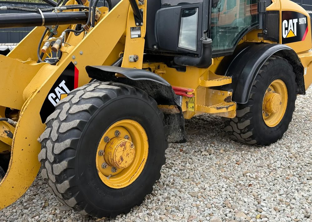 Caterpillar * CAT 907 H  * Ładowarka * Sprowadzona * Bardzo Dobry Stan - Pyöräkuormaaja: kuva  Caterpillar * CAT 907 H  * Ładowarka * Sprowadzona * Bardzo Dobry Stan - Pyöräkuormaaja Caterpillar * CAT 907 H  * Ładowarka * Sprowadzona * Bardzo Dobry Stan - Pyöräkuormaaja: kuva  Caterpillar * CAT 907 H  * Ładowarka * Sprowadzona * Bardzo Dobry Stan - Pyöräkuormaaja