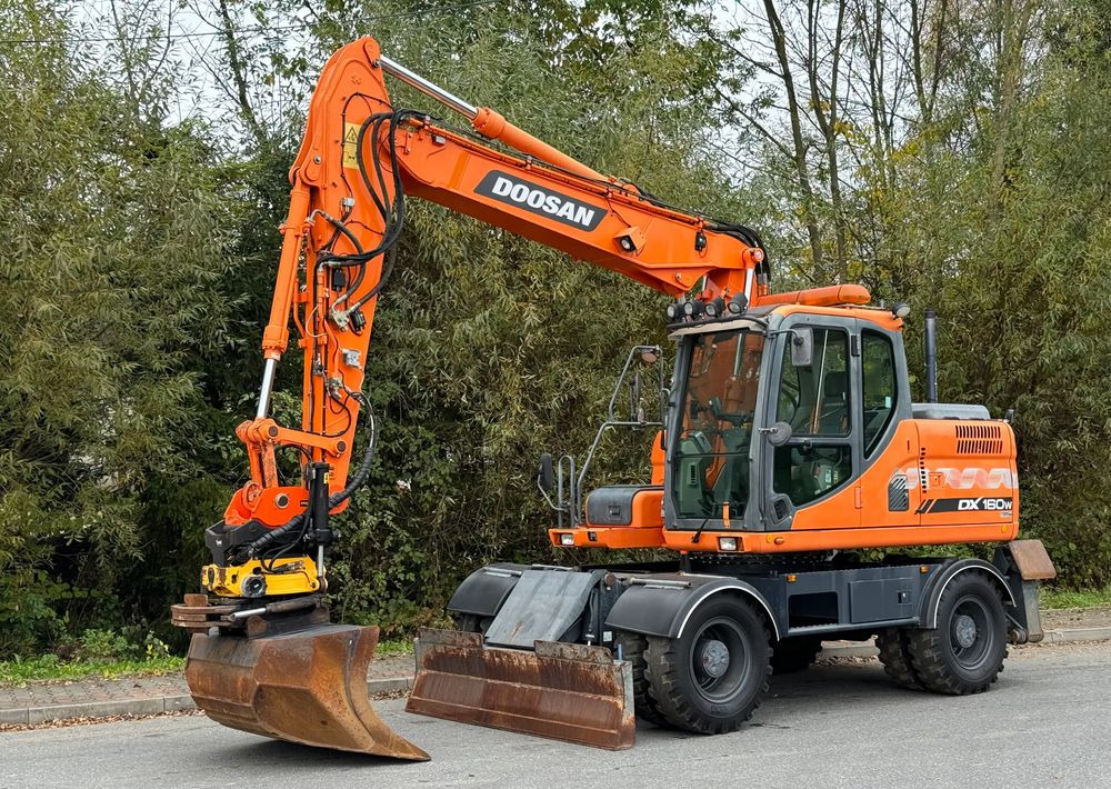 Doosan * DOOSAN DX160W *ROTOTILT* GPS 2D Leica * Sprowadzona * Stan Perfekcyjny * Koparka Kołowa * - Pyöräalustainen kaivinkone: kuva Doosan * DOOSAN DX160W *ROTOTILT* GPS 2D Leica * Sprowadzona * Stan Perfekcyjny * Koparka Kołowa * - Pyöräalustainen kaivinkone Doosan * DOOSAN DX160W *ROTOTILT* GPS 2D Leica * Sprowadzona * Stan Perfekcyjny * Koparka Kołowa * - Pyöräalustainen kaivinkone: kuva Doosan * DOOSAN DX160W *ROTOTILT* GPS 2D Leica * Sprowadzona * Stan Perfekcyjny * Koparka Kołowa * - Pyöräalustainen kaivinkone