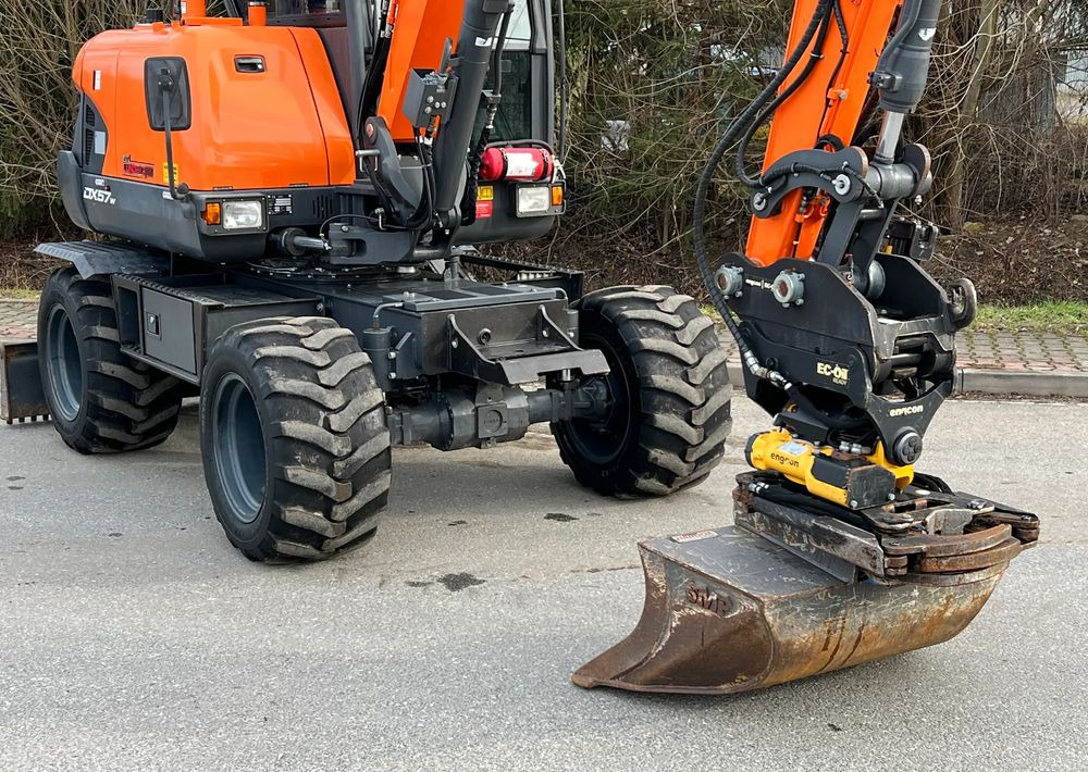 Doosan DOOSAN DX57W *ROTOTILT* 2200 Motogodzin * Jak Nowa * Sprowadzona * Stan Perfekcyjny - Pyöräalustainen kaivinkone: kuva Doosan DOOSAN DX57W *ROTOTILT* 2200 Motogodzin * Jak Nowa * Sprowadzona * Stan Perfekcyjny - Pyöräalustainen kaivinkone Doosan DOOSAN DX57W *ROTOTILT* 2200 Motogodzin * Jak Nowa * Sprowadzona * Stan Perfekcyjny - Pyöräalustainen kaivinkone: kuva Doosan DOOSAN DX57W *ROTOTILT* 2200 Motogodzin * Jak Nowa * Sprowadzona * Stan Perfekcyjny - Pyöräalustainen kaivinkone