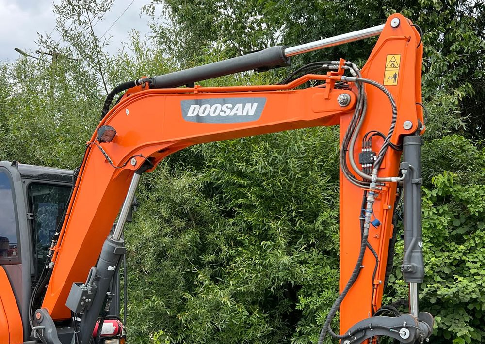 Doosan DOOSAN DX57W *ROTOTILT* 2200 Motogodzin * Jak Nowa * Sprowadzona * Stan Perfekcyjny - Pyöräalustainen kaivinkone: kuva Doosan DOOSAN DX57W *ROTOTILT* 2200 Motogodzin * Jak Nowa * Sprowadzona * Stan Perfekcyjny - Pyöräalustainen kaivinkone Doosan DOOSAN DX57W *ROTOTILT* 2200 Motogodzin * Jak Nowa * Sprowadzona * Stan Perfekcyjny - Pyöräalustainen kaivinkone: kuva Doosan DOOSAN DX57W *ROTOTILT* 2200 Motogodzin * Jak Nowa * Sprowadzona * Stan Perfekcyjny - Pyöräalustainen kaivinkone