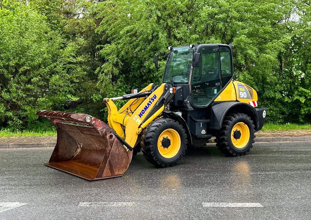 Komatsu Ładowarka KOMATSU WA 90 STAN IDEALNY - Pyöräkuormaaja: kuva  Komatsu Ładowarka KOMATSU WA 90 STAN IDEALNY - Pyöräkuormaaja Komatsu Ładowarka KOMATSU WA 90 STAN IDEALNY - Pyöräkuormaaja: kuva  Komatsu Ładowarka KOMATSU WA 90 STAN IDEALNY - Pyöräkuormaaja