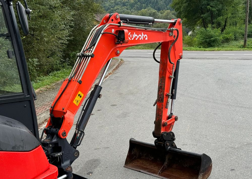 Minikuormaaja Kubota * Sprowadzona * Minikoparka * Kubota KX61-3 * 2.6 Ton *: kuva Minikuormaaja Kubota * Sprowadzona * Minikoparka * Kubota KX61-3 * 2.6 Ton *