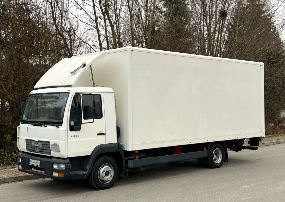 MAN MAN 8-180 KONTENER WINDA ZAŁADOWCZA - Umpikori kuorma-auto: kuva MAN MAN 8-180 KONTENER WINDA ZAŁADOWCZA - Umpikori kuorma-auto MAN MAN 8-180 KONTENER WINDA ZAŁADOWCZA - Umpikori kuorma-auto: kuva MAN MAN 8-180 KONTENER WINDA ZAŁADOWCZA - Umpikori kuorma-auto