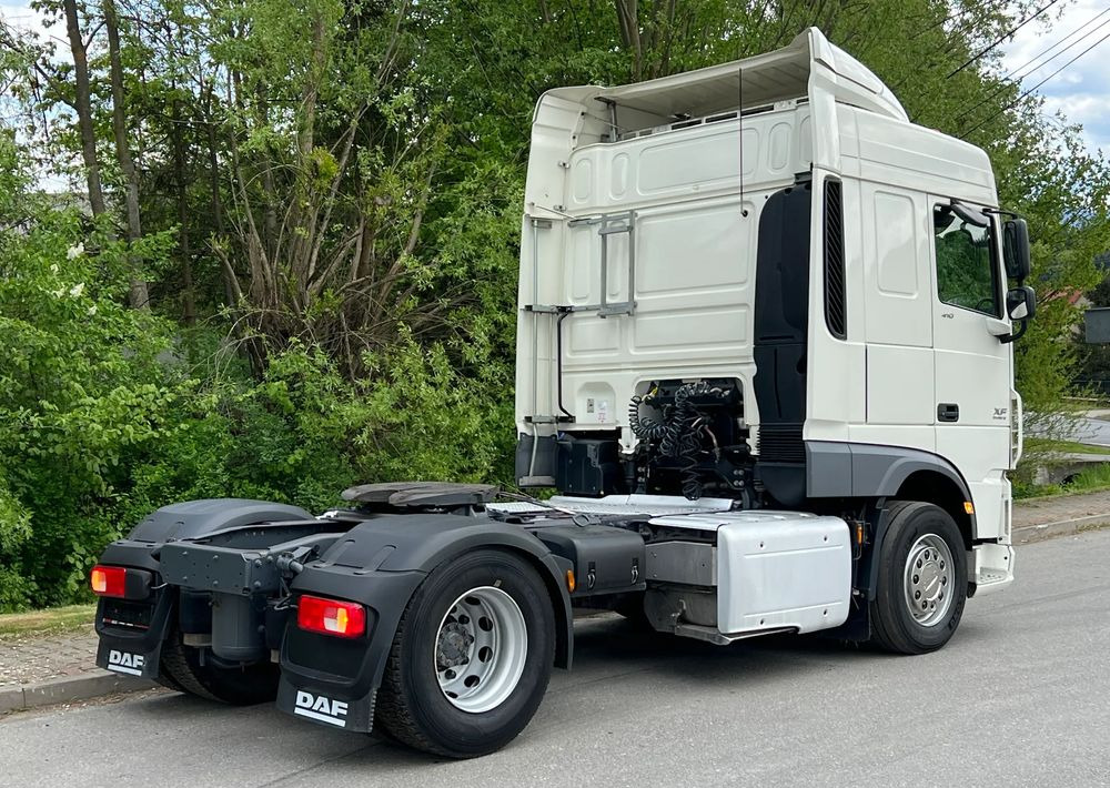 Vetopöytäauto DAF *DAF XF 106 410 Euro 6 RETARDER KLIMA SPROWADZONY SUPER STAN CIĄGNIK SIODŁOWY: kuva Vetopöytäauto DAF *DAF XF 106 410 Euro 6 RETARDER KLIMA SPROWADZONY SUPER STAN CIĄGNIK SIODŁOWY