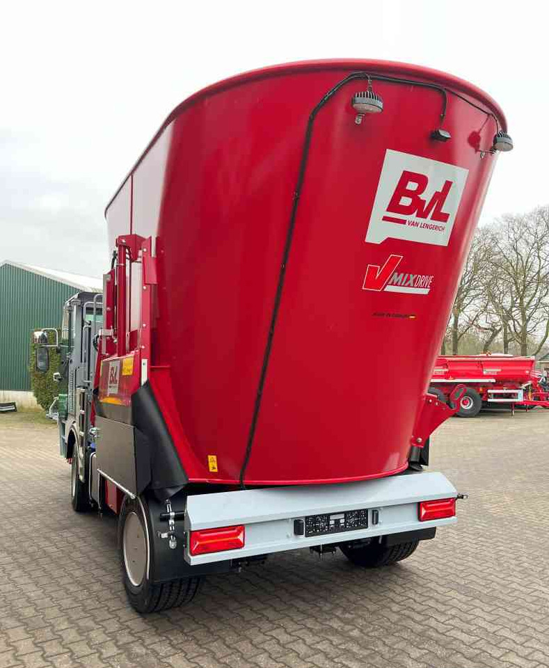 BVL BVL van Lengerich V-MIX Drive Maximus Plus 17.1 LS zelfrijdende - Seosrehuvaunu: kuva BVL BVL van Lengerich V-MIX Drive Maximus Plus 17.1 LS zelfrijdende - Seosrehuvaunu BVL BVL van Lengerich V-MIX Drive Maximus Plus 17.1 LS zelfrijdende - Seosrehuvaunu: kuva BVL BVL van Lengerich V-MIX Drive Maximus Plus 17.1 LS zelfrijdende - Seosrehuvaunu