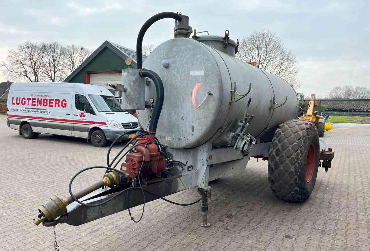 Jako 6000 l. mesttank met injecteur bemesting - Lietevaunu: kuva Jako 6000 l. mesttank met injecteur bemesting - Lietevaunu Jako 6000 l. mesttank met injecteur bemesting - Lietevaunu: kuva Jako 6000 l. mesttank met injecteur bemesting - Lietevaunu