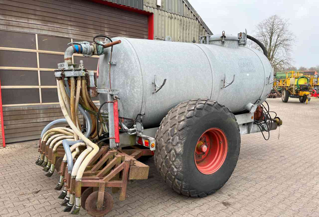Jako 6000 l. mesttank met injecteur bemesting - Lietevaunu: kuva Jako 6000 l. mesttank met injecteur bemesting - Lietevaunu Jako 6000 l. mesttank met injecteur bemesting - Lietevaunu: kuva Jako 6000 l. mesttank met injecteur bemesting - Lietevaunu