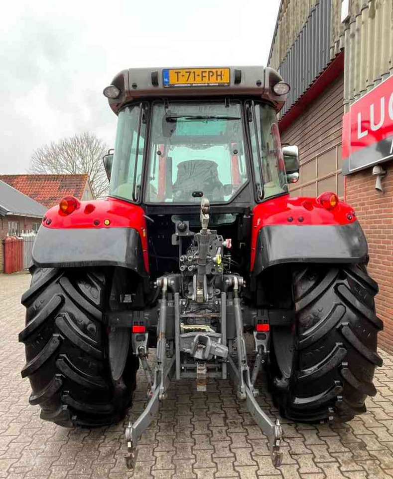 Massey Ferguson 5710S Dyna-4 Essential *Verkocht/sold* - Traktori: kuva Massey Ferguson 5710S Dyna-4 Essential *Verkocht/sold* - Traktori Massey Ferguson 5710S Dyna-4 Essential *Verkocht/sold* - Traktori: kuva Massey Ferguson 5710S Dyna-4 Essential *Verkocht/sold* - Traktori