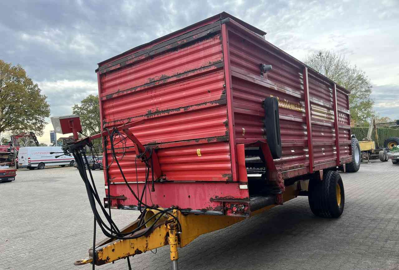 Schuitemaker Feedo 100 Voerdoseerwagen, voerwagen, blokkenwagen, voermachines - Maatalous kippiperävaunu: kuva Schuitemaker Feedo 100 Voerdoseerwagen, voerwagen, blokkenwagen, voermachines - Maatalous kippiperävaunu Schuitemaker Feedo 100 Voerdoseerwagen, voerwagen, blokkenwagen, voermachines - Maatalous kippiperävaunu: kuva Schuitemaker Feedo 100 Voerdoseerwagen, voerwagen, blokkenwagen, voermachines - Maatalous kippiperävaunu