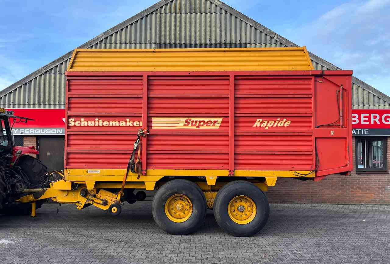 Schuitemaker Rapide 125 S opraapwagen. Weidebouwmachines - Silppurivaunu: kuva Schuitemaker Rapide 125 S opraapwagen. Weidebouwmachines - Silppurivaunu Schuitemaker Rapide 125 S opraapwagen. Weidebouwmachines - Silppurivaunu: kuva Schuitemaker Rapide 125 S opraapwagen. Weidebouwmachines - Silppurivaunu