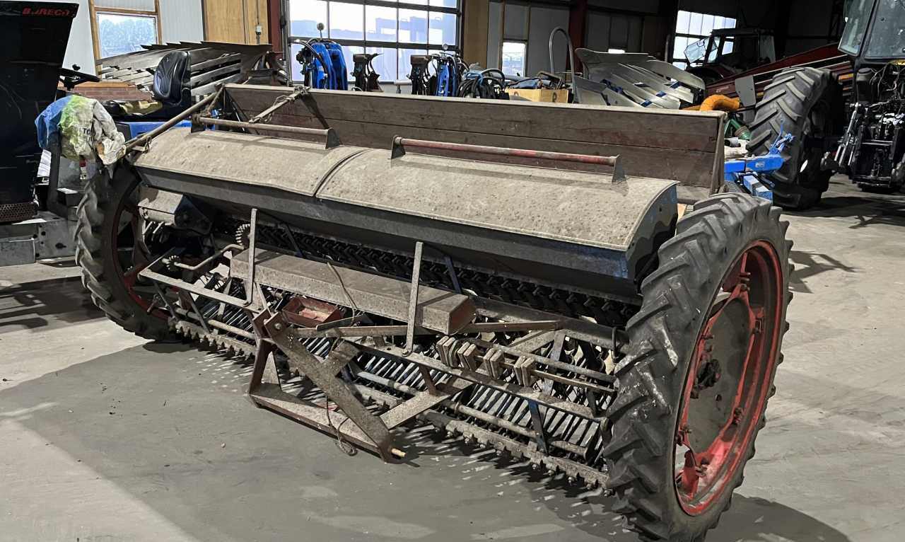 Stegsted Zaaimachine grondbewerking - Kylvökone: kuva Stegsted Zaaimachine grondbewerking - Kylvökone Stegsted Zaaimachine grondbewerking - Kylvökone: kuva Stegsted Zaaimachine grondbewerking - Kylvökone