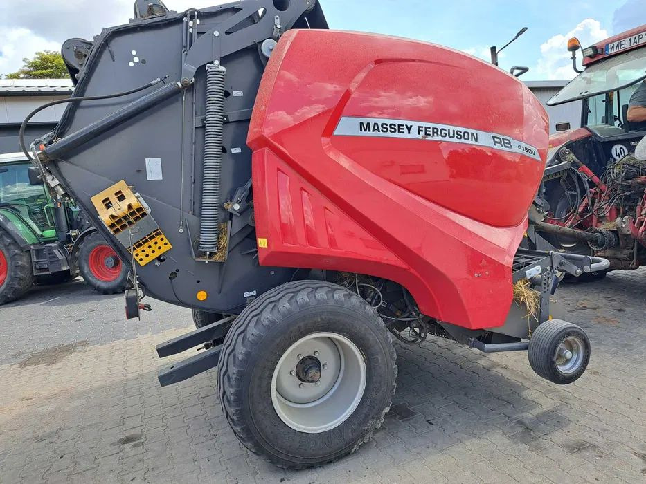 M-F MASSEY FERGUSON RB 4160V Xtra - Pyöröpaalain: kuva M-F MASSEY FERGUSON RB 4160V Xtra - Pyöröpaalain M-F MASSEY FERGUSON RB 4160V Xtra - Pyöröpaalain: kuva M-F MASSEY FERGUSON RB 4160V Xtra - Pyöröpaalain