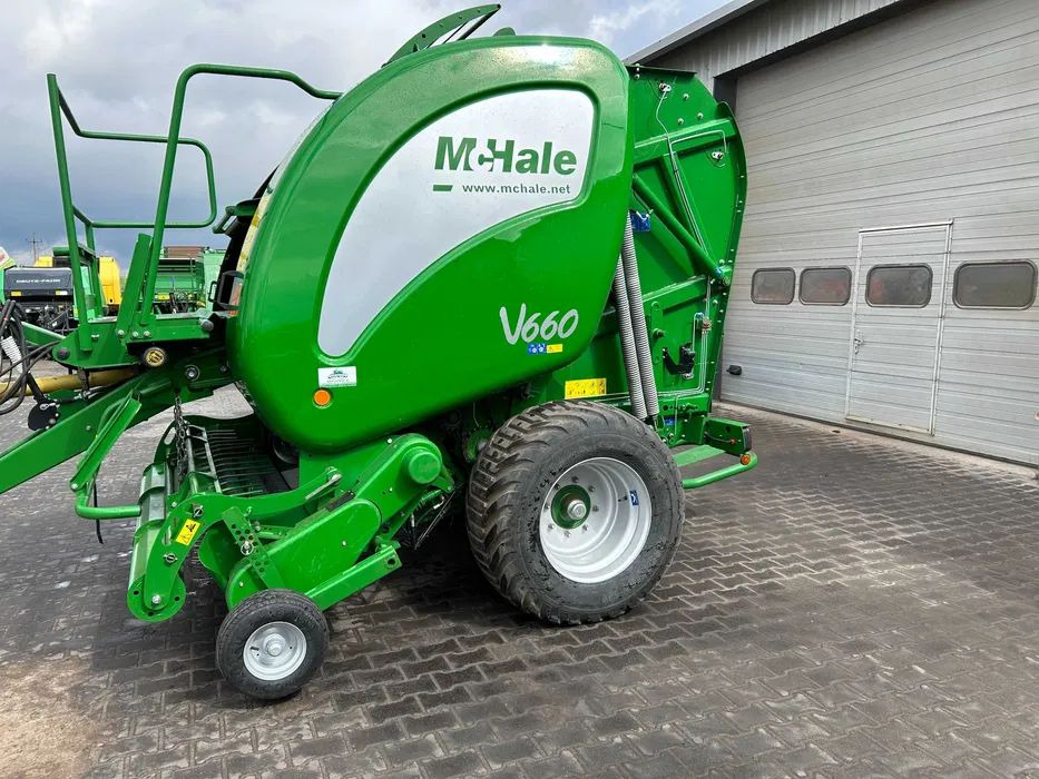 Mchale V660 - Pyöröpaalain: kuva Mchale V660 - Pyöröpaalain Mchale V660 - Pyöröpaalain: kuva Mchale V660 - Pyöröpaalain