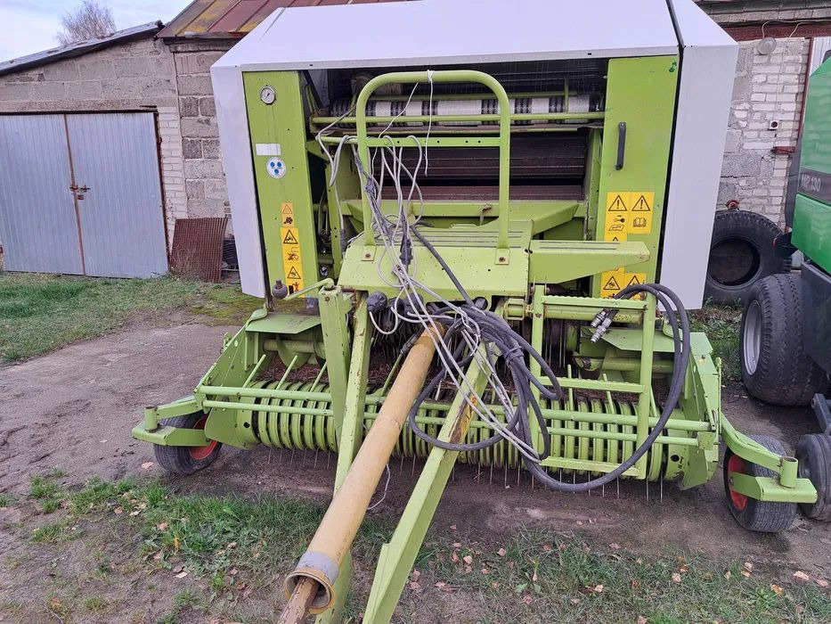 PRASA ROLUJĄCA CLAAS 255 RC - Pyöröpaalain: kuva PRASA ROLUJĄCA CLAAS 255 RC - Pyöröpaalain PRASA ROLUJĄCA CLAAS 255 RC - Pyöröpaalain: kuva PRASA ROLUJĄCA CLAAS 255 RC - Pyöröpaalain