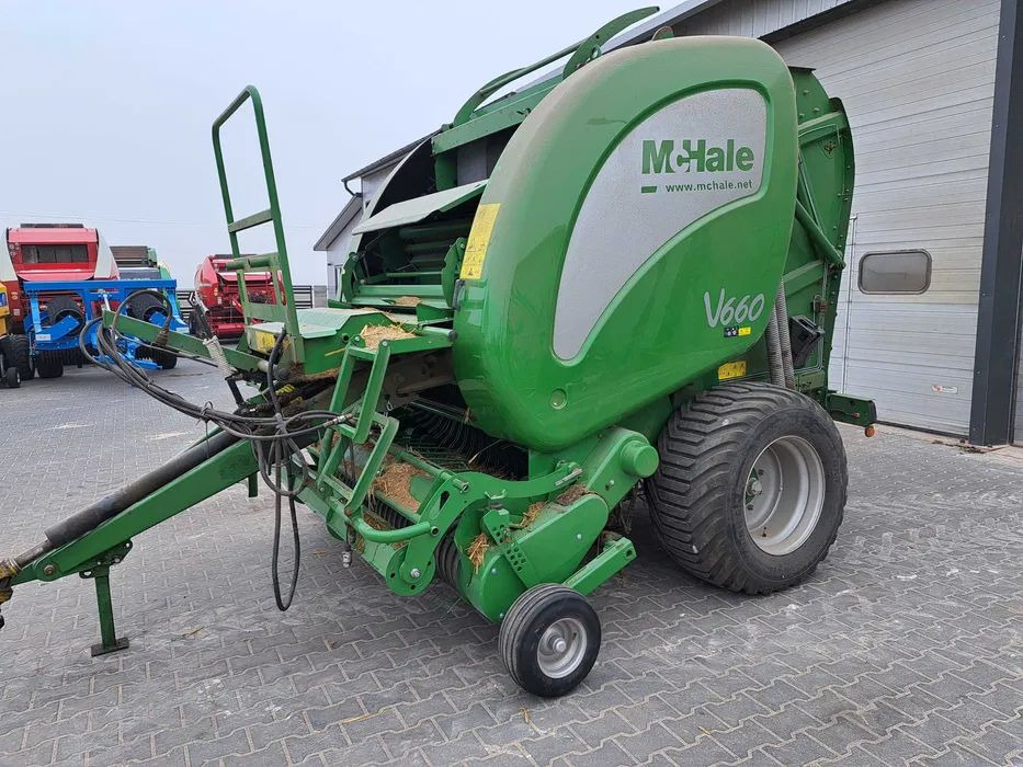 Prasa rolująca Mchale V660 - Pyöröpaalain: kuva Prasa rolująca Mchale V660 - Pyöröpaalain Prasa rolująca Mchale V660 - Pyöröpaalain: kuva Prasa rolująca Mchale V660 - Pyöröpaalain