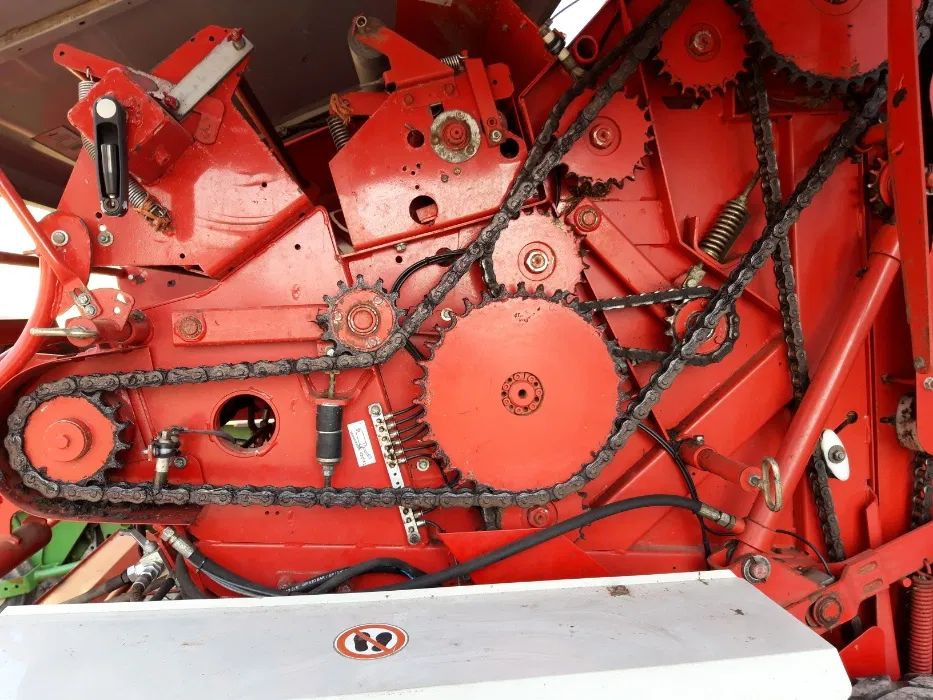 Prasa rolująca Welger RP 235 - Pyöröpaalain: kuva Prasa rolująca Welger RP 235 - Pyöröpaalain Prasa rolująca Welger RP 235 - Pyöröpaalain: kuva Prasa rolująca Welger RP 235 - Pyöröpaalain