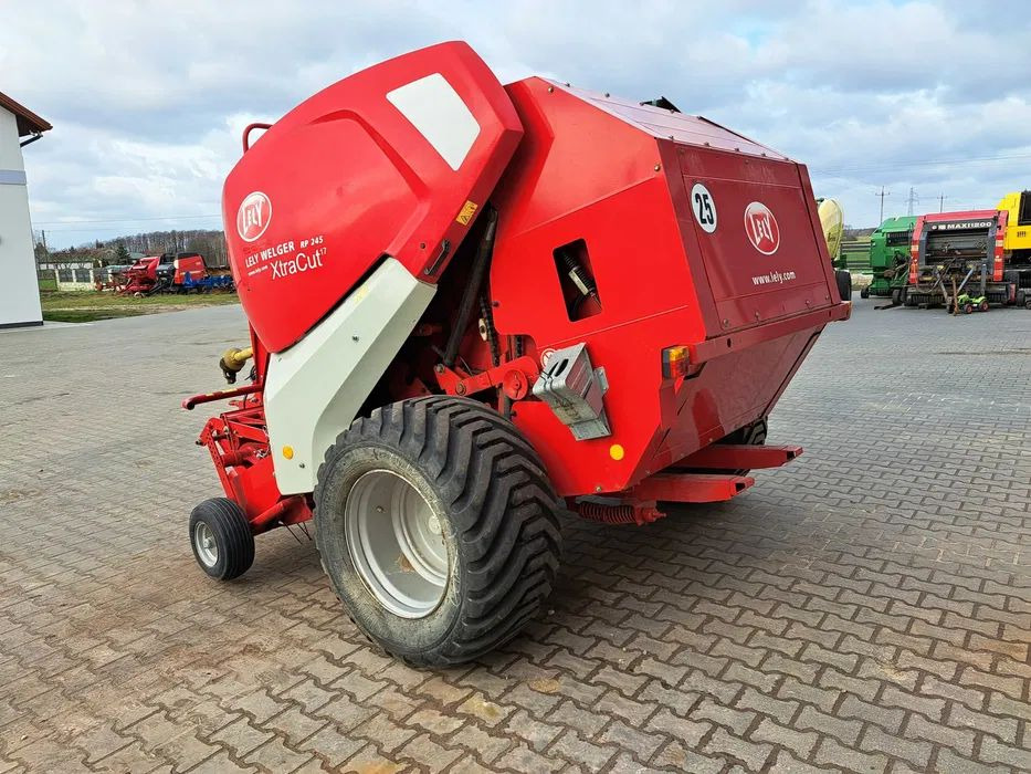 Prasa rolująca Welger RP 245 LELY - Pyöröpaalain: kuva Prasa rolująca Welger RP 245 LELY - Pyöröpaalain Prasa rolująca Welger RP 245 LELY - Pyöröpaalain: kuva Prasa rolująca Welger RP 245 LELY - Pyöröpaalain