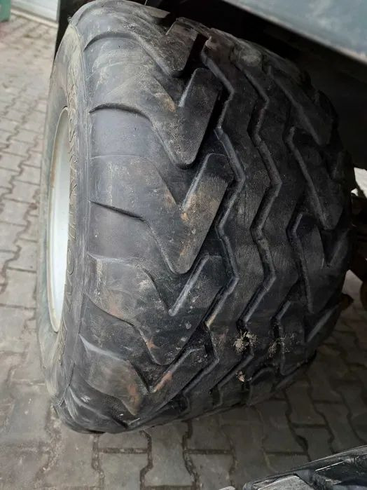 Przyczepa samozbierająca Pottinger Europrofi 5000 - Silppurivaunu: kuva Przyczepa samozbierająca Pottinger Europrofi 5000 - Silppurivaunu Przyczepa samozbierająca Pottinger Europrofi 5000 - Silppurivaunu: kuva Przyczepa samozbierająca Pottinger Europrofi 5000 - Silppurivaunu