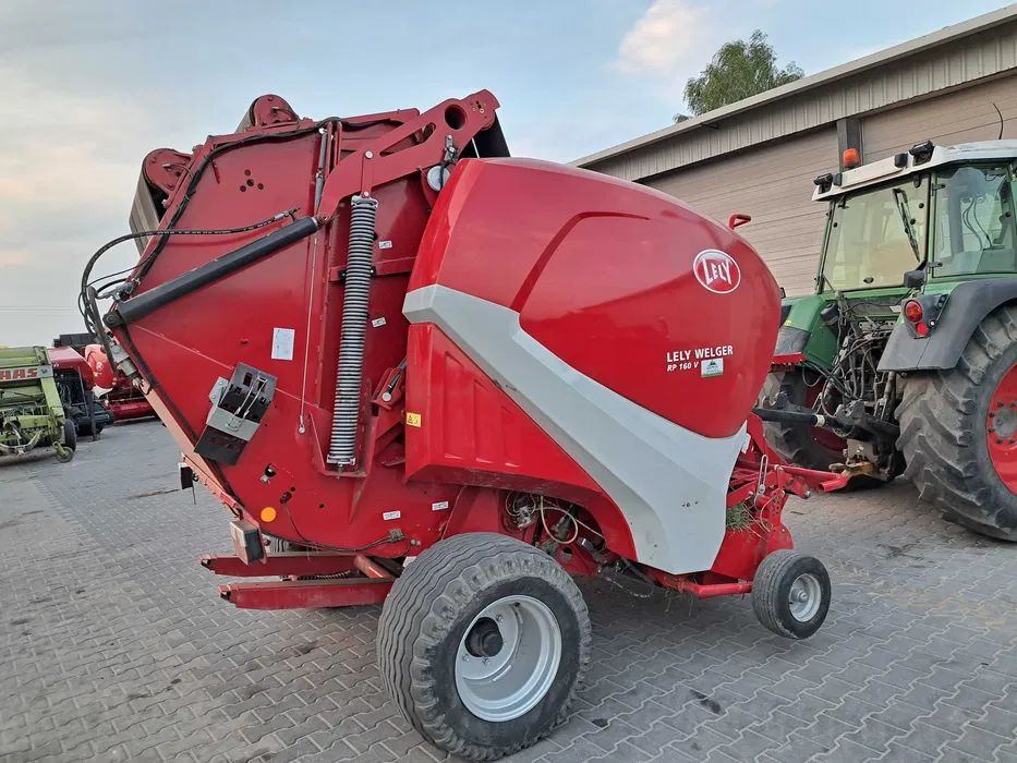 Welger Lely RP 160V - Pyöröpaalain: kuva Welger Lely RP 160V - Pyöröpaalain Welger Lely RP 160V - Pyöröpaalain: kuva Welger Lely RP 160V - Pyöröpaalain