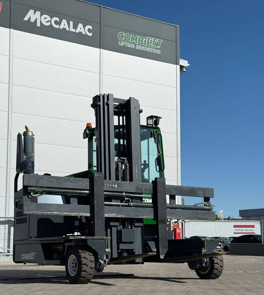 Combilift C 4000 LPG  - Nelitietrukki: kuva Combilift C 4000 LPG  - Nelitietrukki Combilift C 4000 LPG  - Nelitietrukki: kuva Combilift C 4000 LPG  - Nelitietrukki