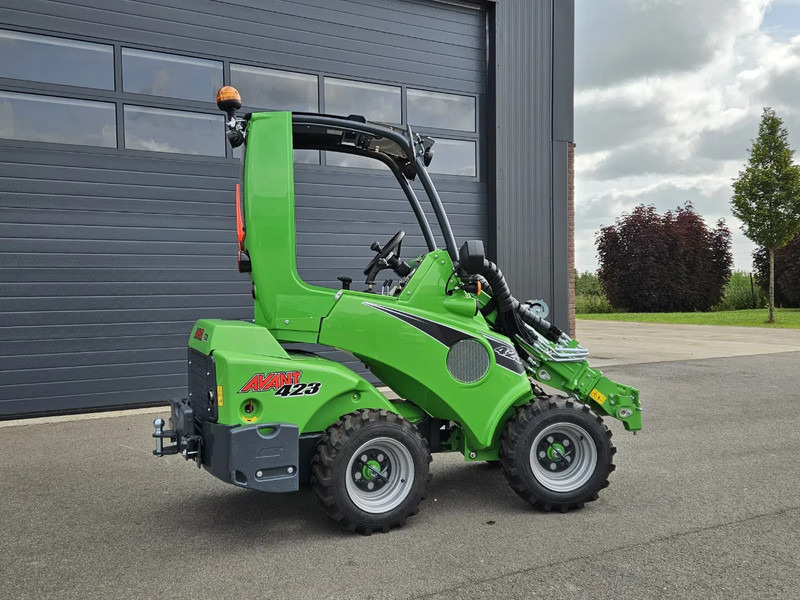 Avant 423 TDL+ Mini-shovel - Liukuohjattu telakuormaaja: kuva Avant 423 TDL+ Mini-shovel - Liukuohjattu telakuormaaja Avant 423 TDL+ Mini-shovel - Liukuohjattu telakuormaaja: kuva Avant 423 TDL+ Mini-shovel - Liukuohjattu telakuormaaja